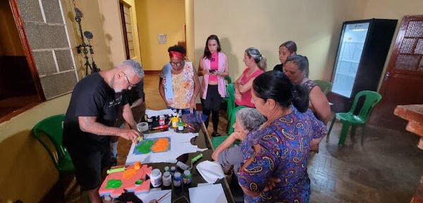 Gerdau e Alce lançam projeto de empreendedorismo para mulheres de Ouro Branco e Ouro Preto com a participação do estilista Ronaldo Fraga