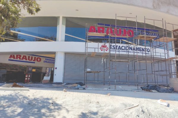 Drogaria Araújo chega a Ouro Branco, na região Central de Minas