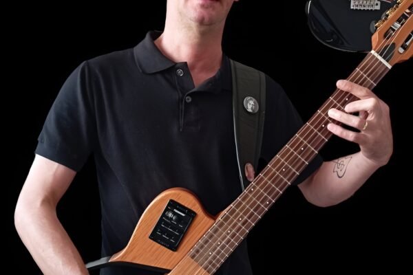 Nelinho Rodrigues, Um Exemplo de Superação e Paixão pela Música